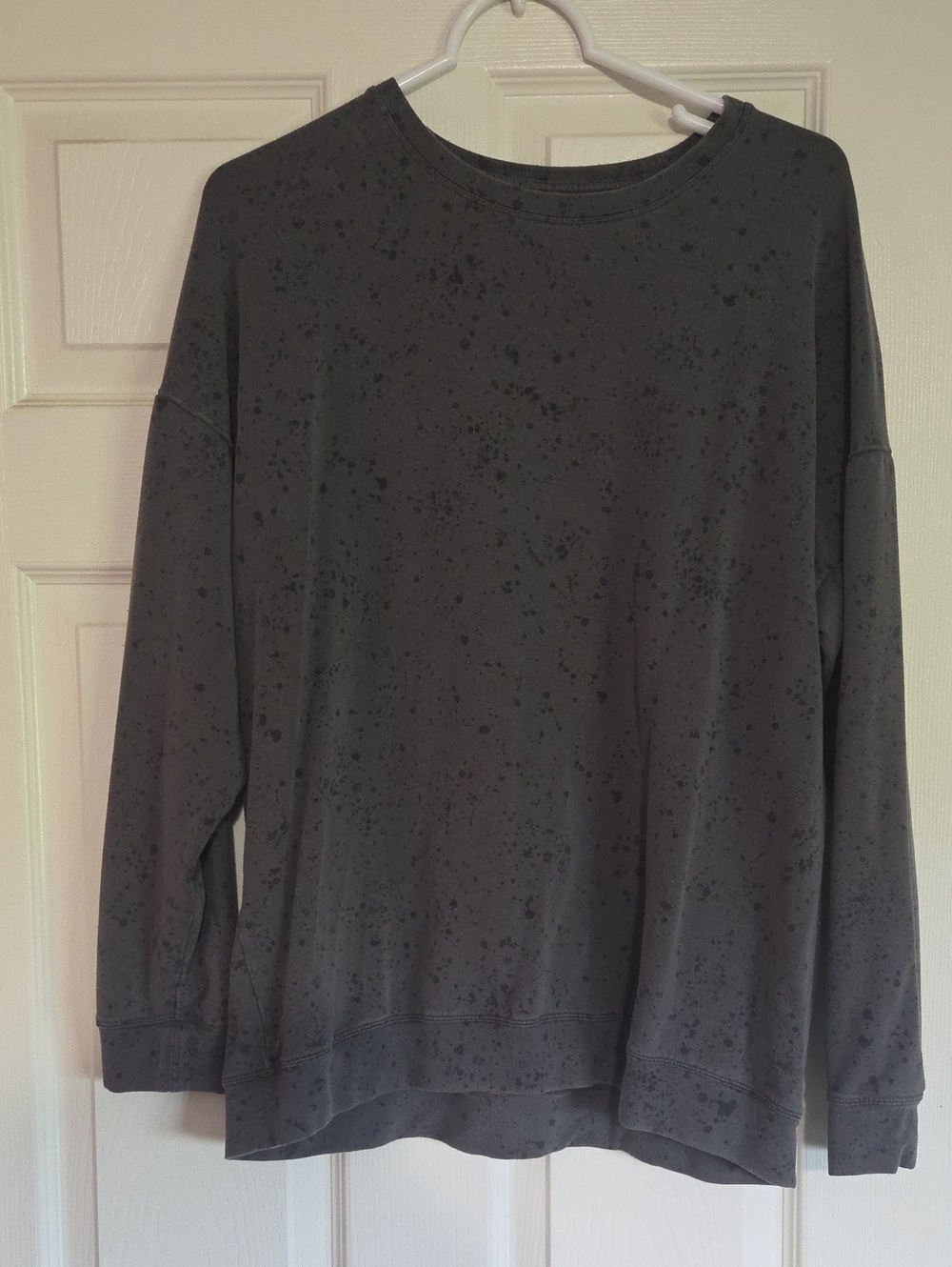 Athleta Speckled Charcoal Gray Crewneck Sweatshirt